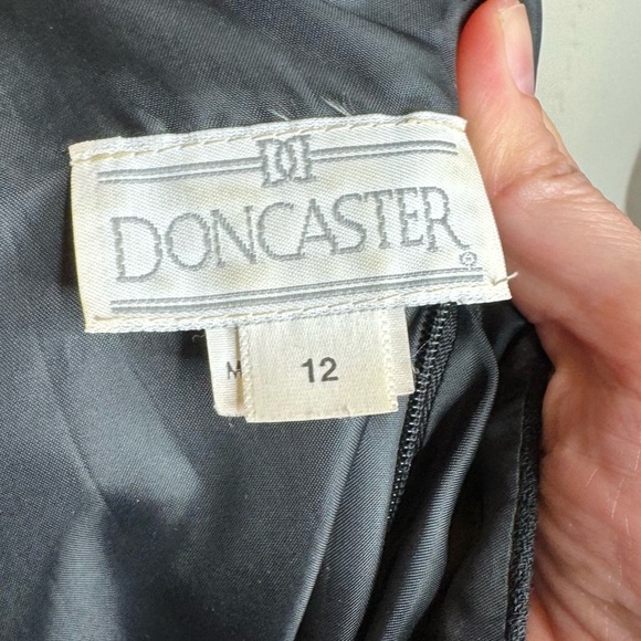 VTG Doncaster Classic Little Black Dress - Picture 7 of 8